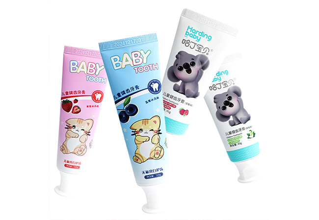 TP004 Kids Toothbrush With Toothpaste